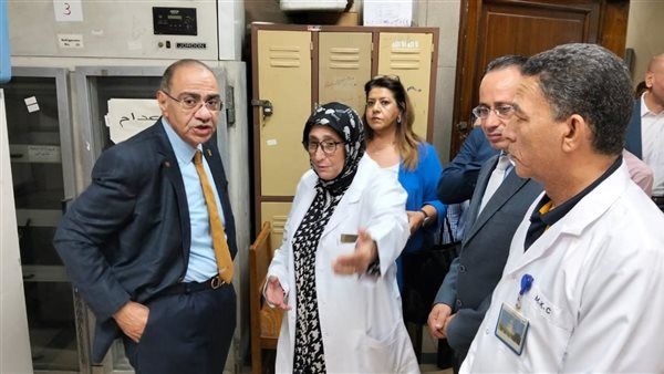 جولة تفقدية على بنك الدم بمستشفيات جامعة قصر العيني -جامعة القاهرة