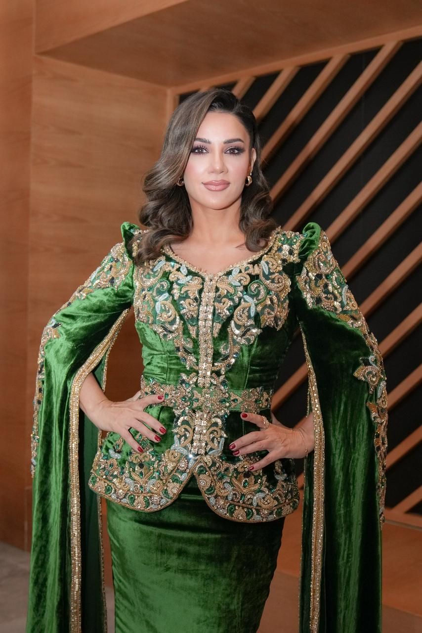 في أول زيارة لها إلى "الجوف" وأمام نحو 20 ألف ديانا حداد تتألق في حفل اليوم الوطني السعودي