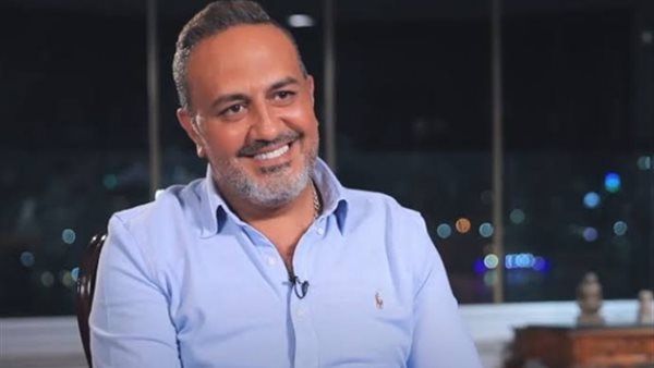 خالد سرحان يحتفل بعيد ميلاده على السوشيال ميديا ويستعيد رحلة نجاحه في الدراما والسينما