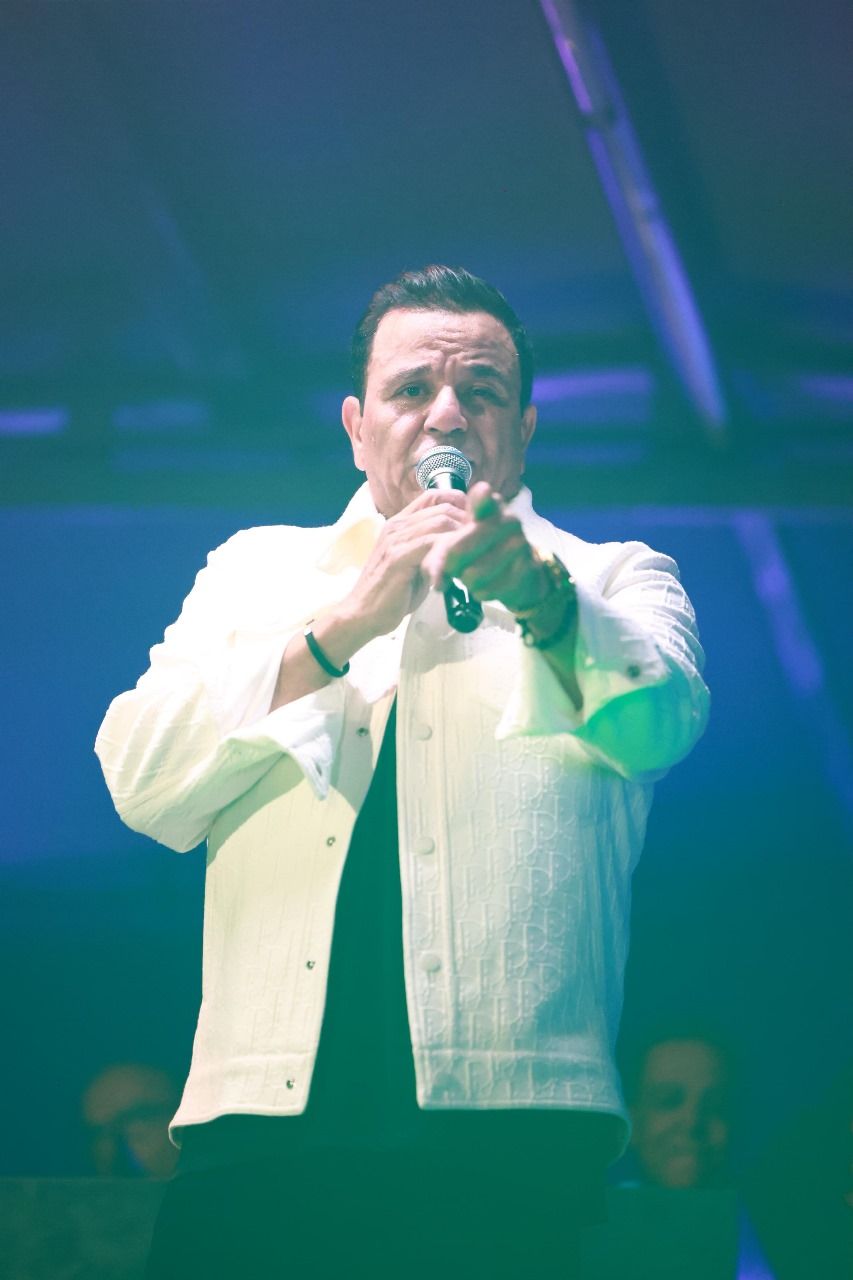 بأغانيه الرومانسية.. محمد فؤاد يتألق في حفل جماهيري ضخم على كورنيش النيل (صور)