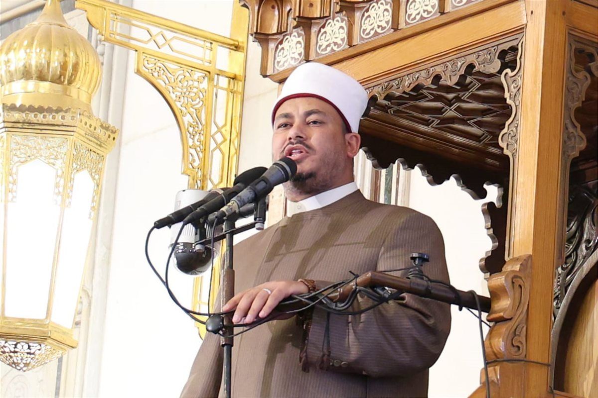 وزير الأوقاف يشهد صلاة الجمعة "بمسجد الرحمن الرحيم" ويفتتح مكتبة الراوي للعلوم العقلية