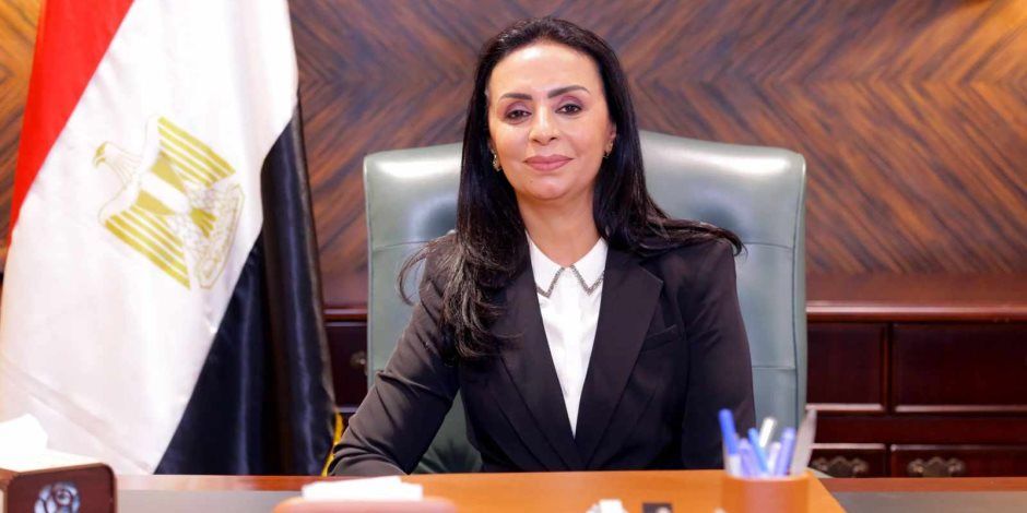 وزيرة التضامن تقرر مضاعفة المساعدات المالية لأسر ضحايا حادث مصنع المحلة