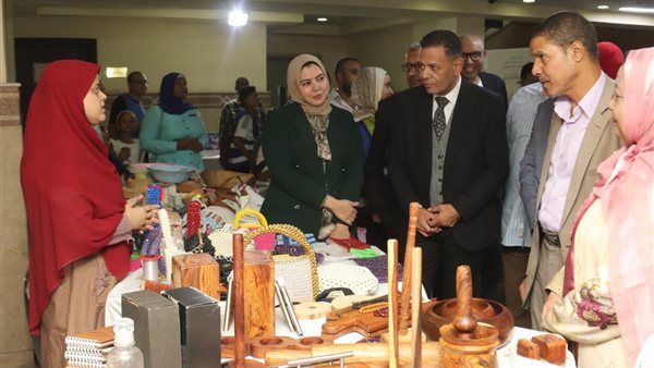 التضامن تنفذ مشروع "المواجهة والتجوال" المسرحي بقرى حياة كريمة