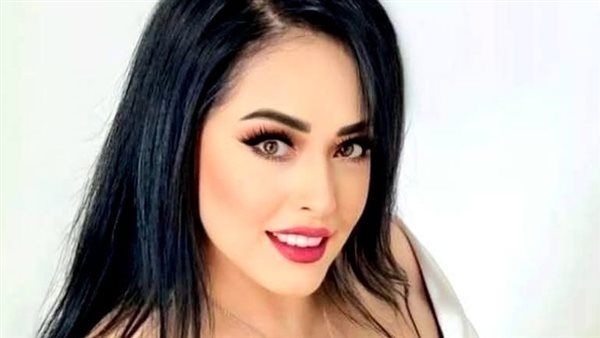 مفاجأة.. هند عاكف تعود بمسرحية عجب العجاب