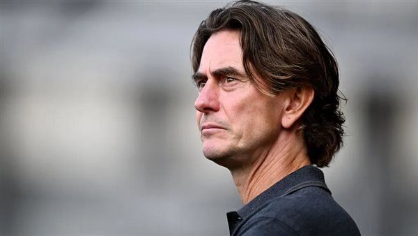 توماس فرانك يخطط لصفقة دفاعية.. سبيرز يترقب ناثان كولينز