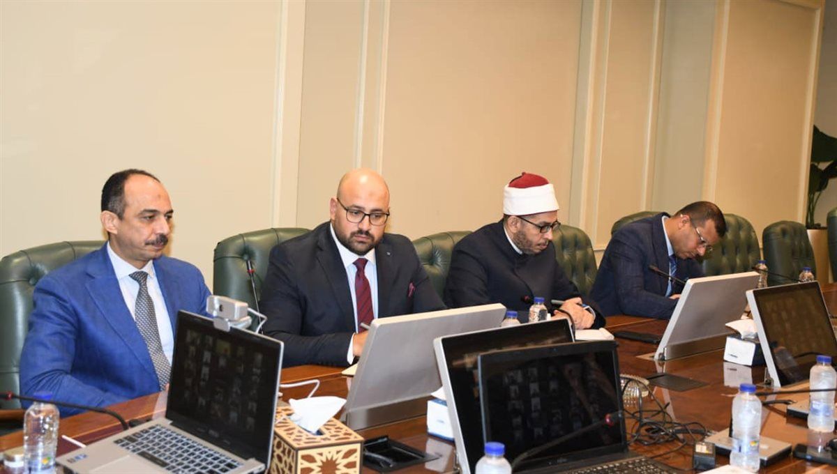وزير الأوقاف يتابع الانضباط الدعوي والإداري بالمساجد