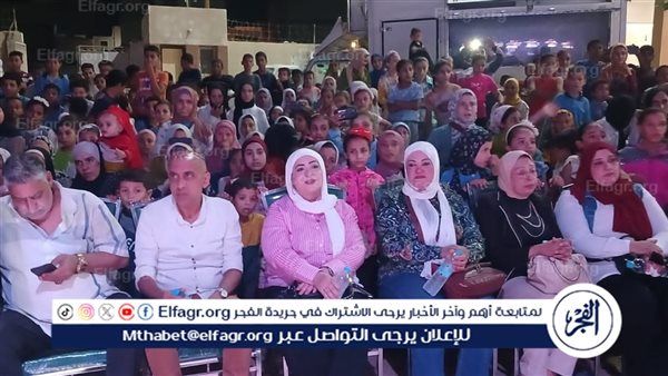 المسرح المتنقل يواصل فعالياته بقرية نزلة أسطال بالمنيا