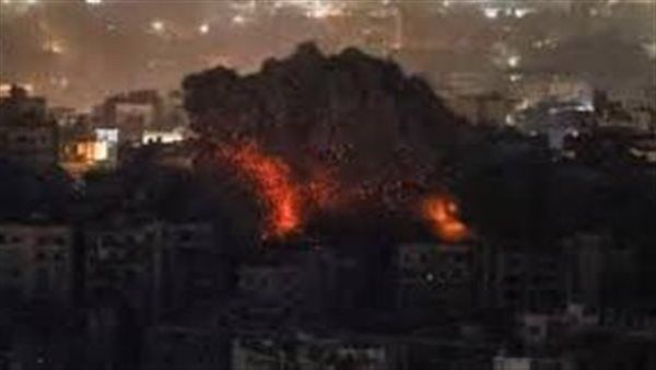 إعلام فلسطيني: غارات إسرائيلية مكثفة على مخيم الشاطئ غرب مدينة غزة