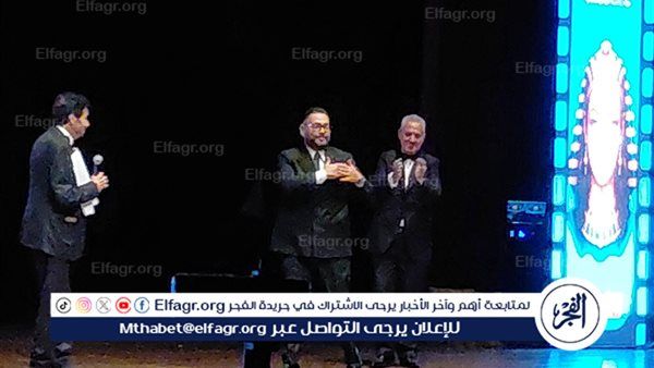 احمد رزق:"بوصي أهل الاسكندرية بالقراءة والابتعاد عن التيك توك"