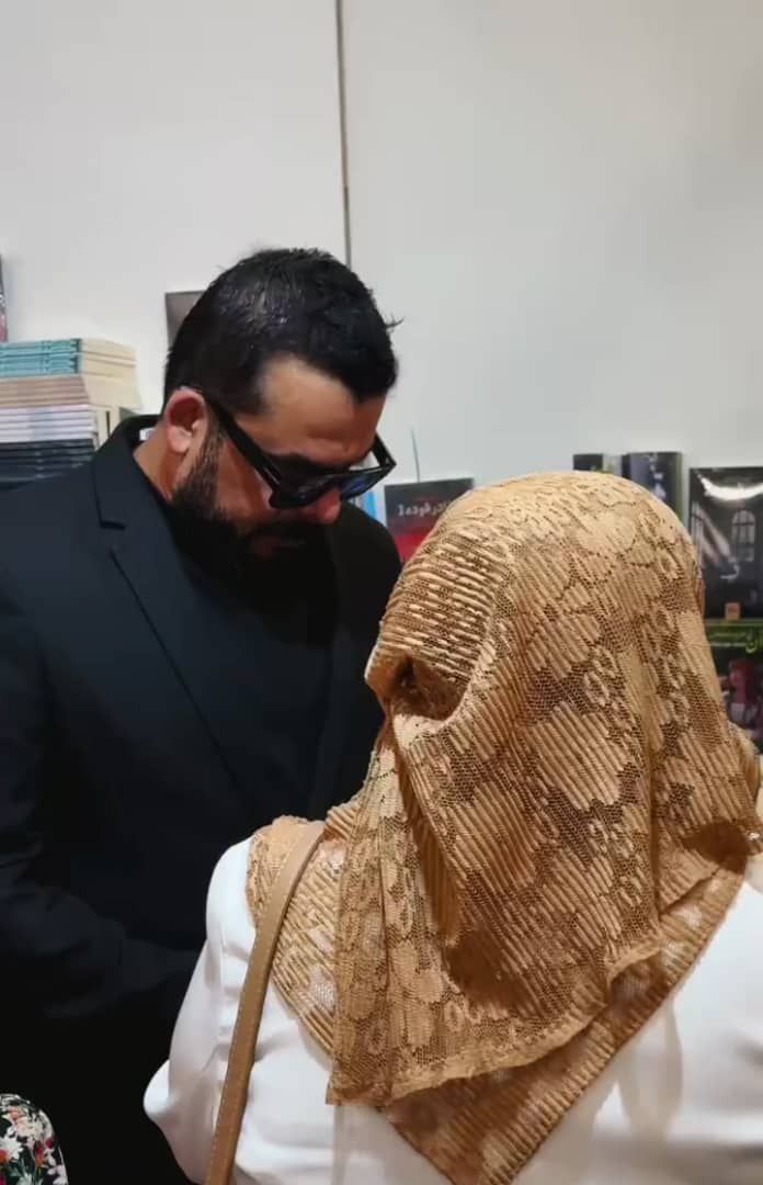 منذر رياحنة يلتقي جمهوره في معرض عمان الدولي للكتاب بروايته عالم يتنفس الموت