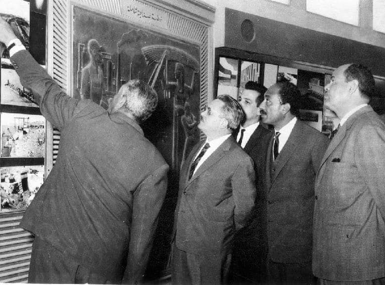 صور نادرة للرئيس أنور السادات أثناء افتتاح السد العالى "أمان مصر"
