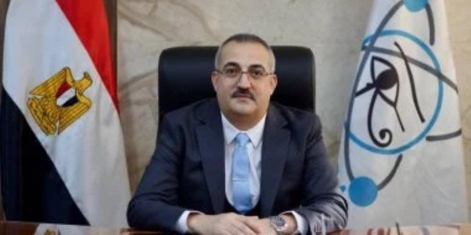 رئيس الوزراء يصدر قرارًا بتعيين هانى خضر رئيسًا للرقابة النووية ومحمود جاد نائباً