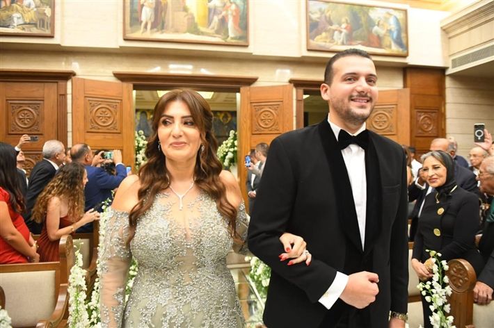 وزراء وشخصيات عامة وفنانون في حفل زفاف نجل الفنان هاني رمزي (صور)