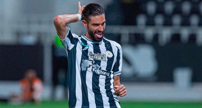كاراسكو يخطف الأضواء من نجوم الهلال فـي سباق هدافـي الدوري السعودي