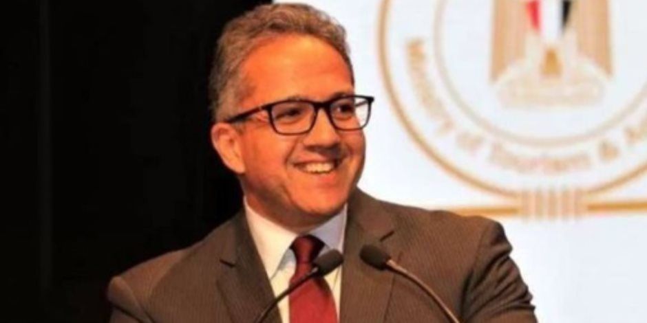 وزير الأوقاف يهنئ الدكتور خالد العنانى بفوزه بمنصب مدير منظمة اليونسكو