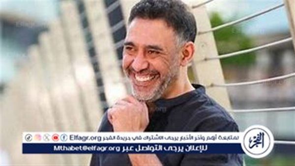 من مقاعد الجامعة إلى صدارة التريند.. عمرو مصطفى يستعيد أول شهادة تقدير في مشواره الفني