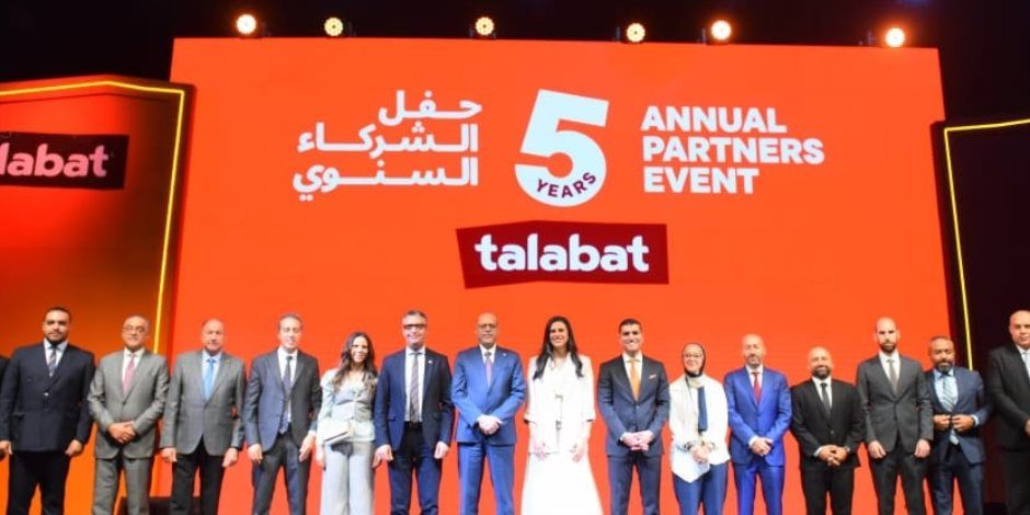 رئيس الهيئة العامة للاستثمار والمناطق الحرة: شركات التجارة الإلكترونية ساهمت في التطوير وعادت بالإيجاب على الاقتصاد