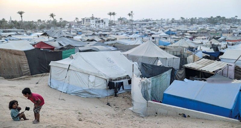 إسرائيل تستمر فـي العدوان بعد دعوة ترامب لوقف النار وموافقة حماس على خطته