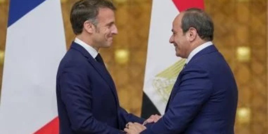 الرئيس السيسى وماكرون يشددان على ضرورة الوقف الفوري لإطلاق النار فى غزة