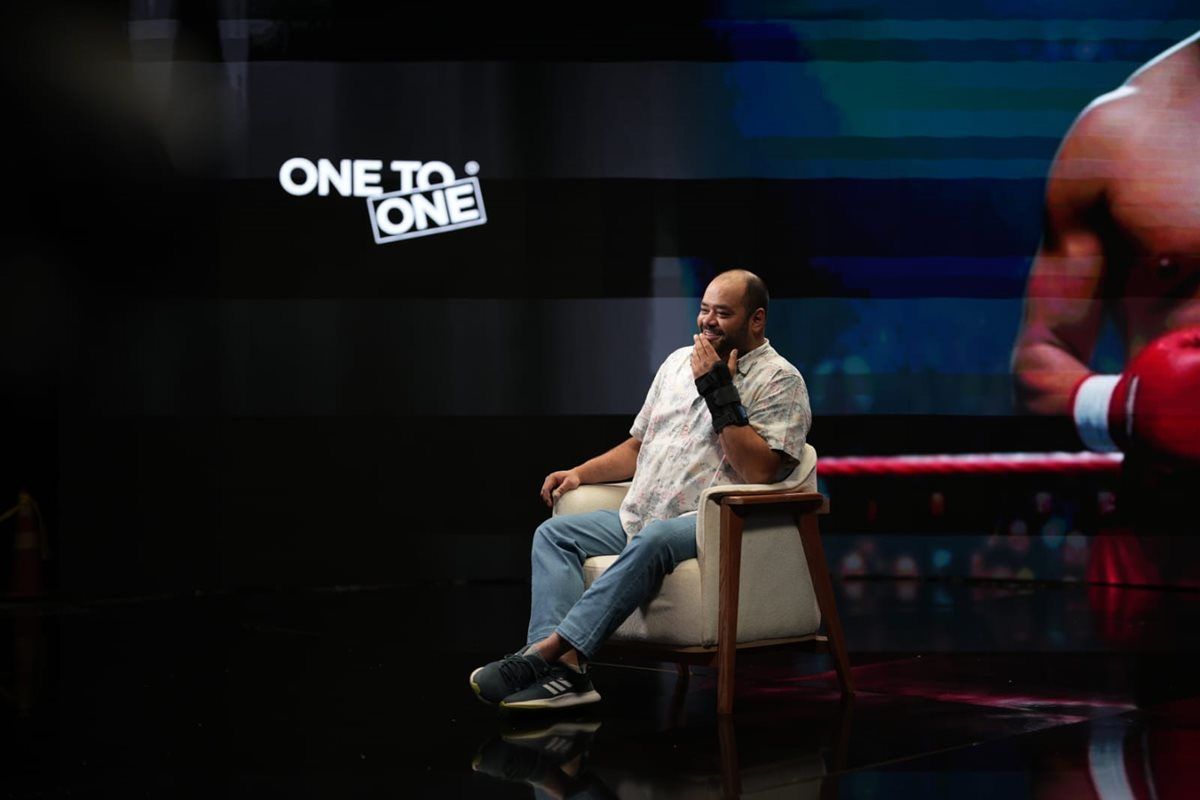 الإعلامي رامي رضوان يشارك Tiny Green Rhino في إطلاق برنامج "وان تو وان" (Show 121) – أول تجربة حوارية بالذكاء الاصطناعي في العالم العربي