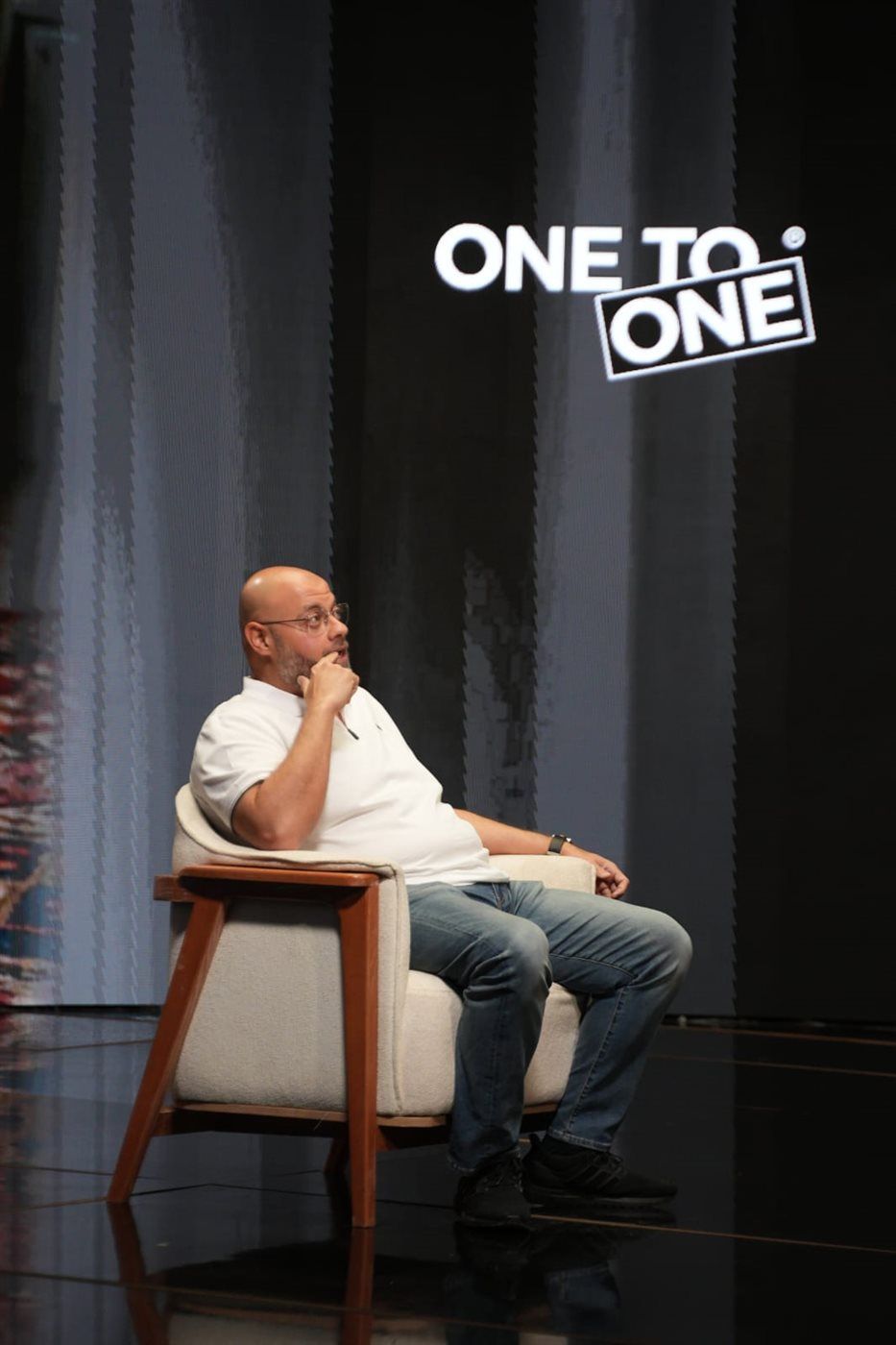 الإعلامي رامي رضوان يشارك Tiny Green Rhino في إطلاق برنامج "وان تو وان" (Show 121) – أول تجربة حوارية بالذكاء الاصطناعي في العالم العربي