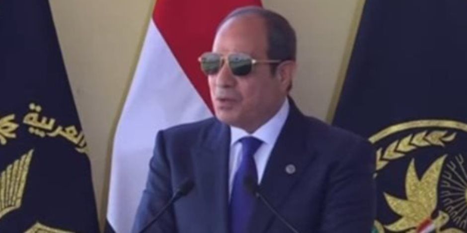 الرئيس السيسي: كل يوم بيمر بسلام وأمان على بلدنا بنحمد ربنا فيه