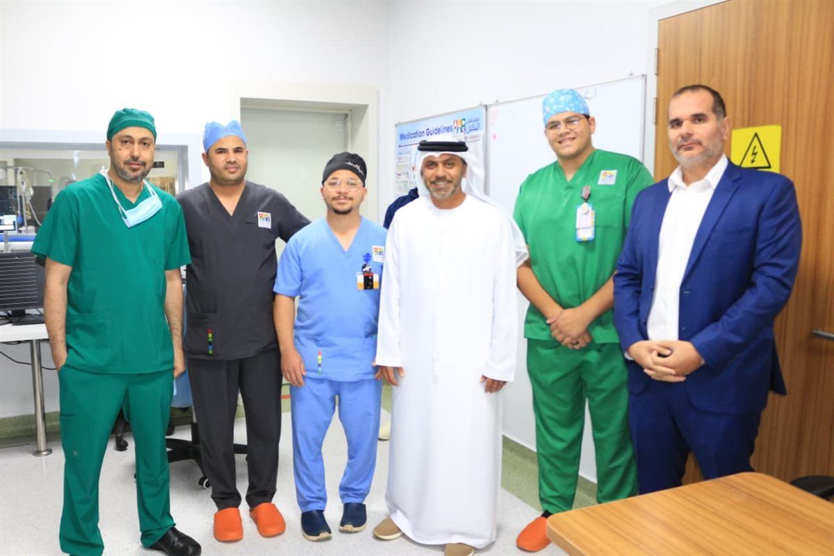 سفير الإمارات في زيارة إنسانية لمستشفى الناس: نموذج راقٍ يبعث رسائل نبيلة للمجتمع ويواكب التطور بالذكاء الاصطناعي