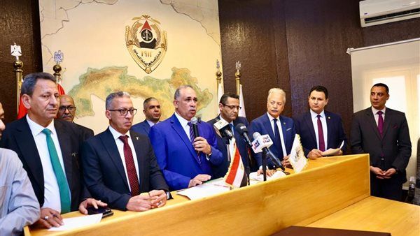 تضامن واسع مع نقابة المحامين في موقفها من تعديل قانون الإجراءات الجنائية