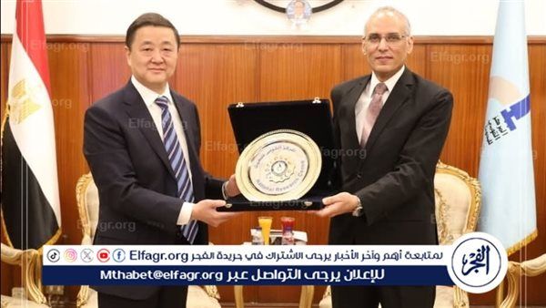 وفد صيني رفيع المستوى يبحث سبل التعاون العلمي مع المركز القومي للبحوث