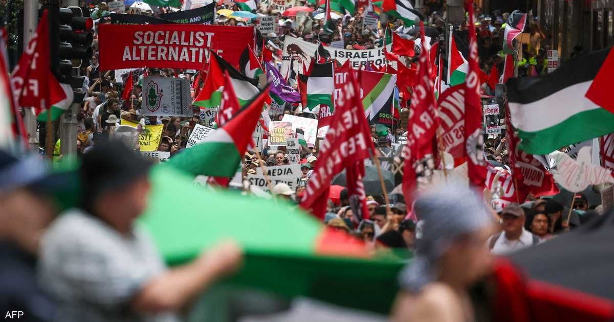 العالم اليوم - عشرات الآلاف يشاركون في مسيرة مؤيدة للفلسطينيين في سيدني