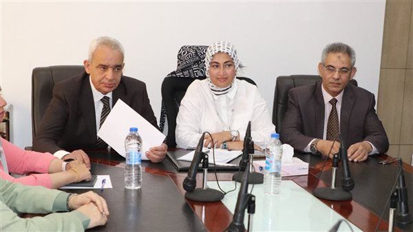 كلية الإعلام جامعة القاهرة تحصل على تجديد الأيزو في جودة الجهاز الإداري