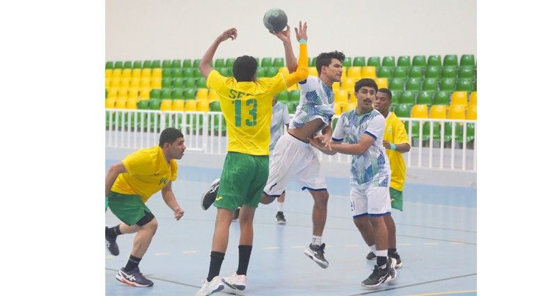 ناديا مسقط والسيب يضعان قدما فـي نهائي دوري الناشئين لكرة اليد