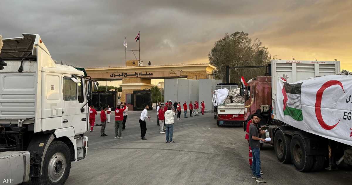 العالم اليوم - الهلال الأحمر المصري: 400 شاحنة مساعدات في طريقها إلى غزة