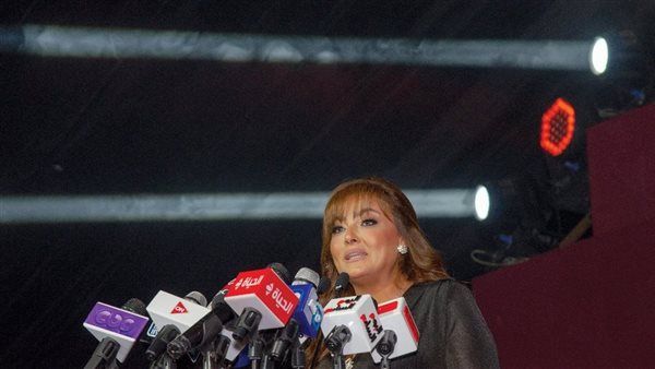 بحيي منى العمدة وبقولها للأمام.. بشرى تشيد ببرنامج "الجمهورية الجديدة"