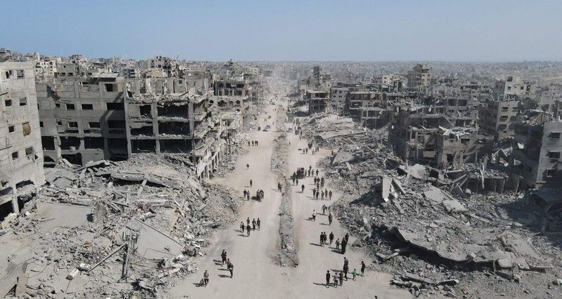 قمة شرم الشيخ للسلام اليوم .. أكثر من نصف مليون فلسطيني يعودون لمناطقهم فـي غزة وانتشال جثامين شهداء