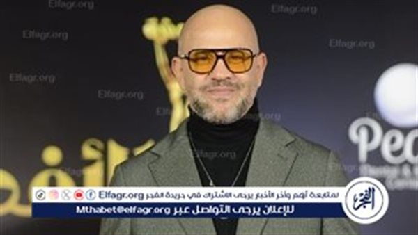 "شاطرة ومركزة في شغلها".. عزيز الشافعي يثني على كارمن سليمان