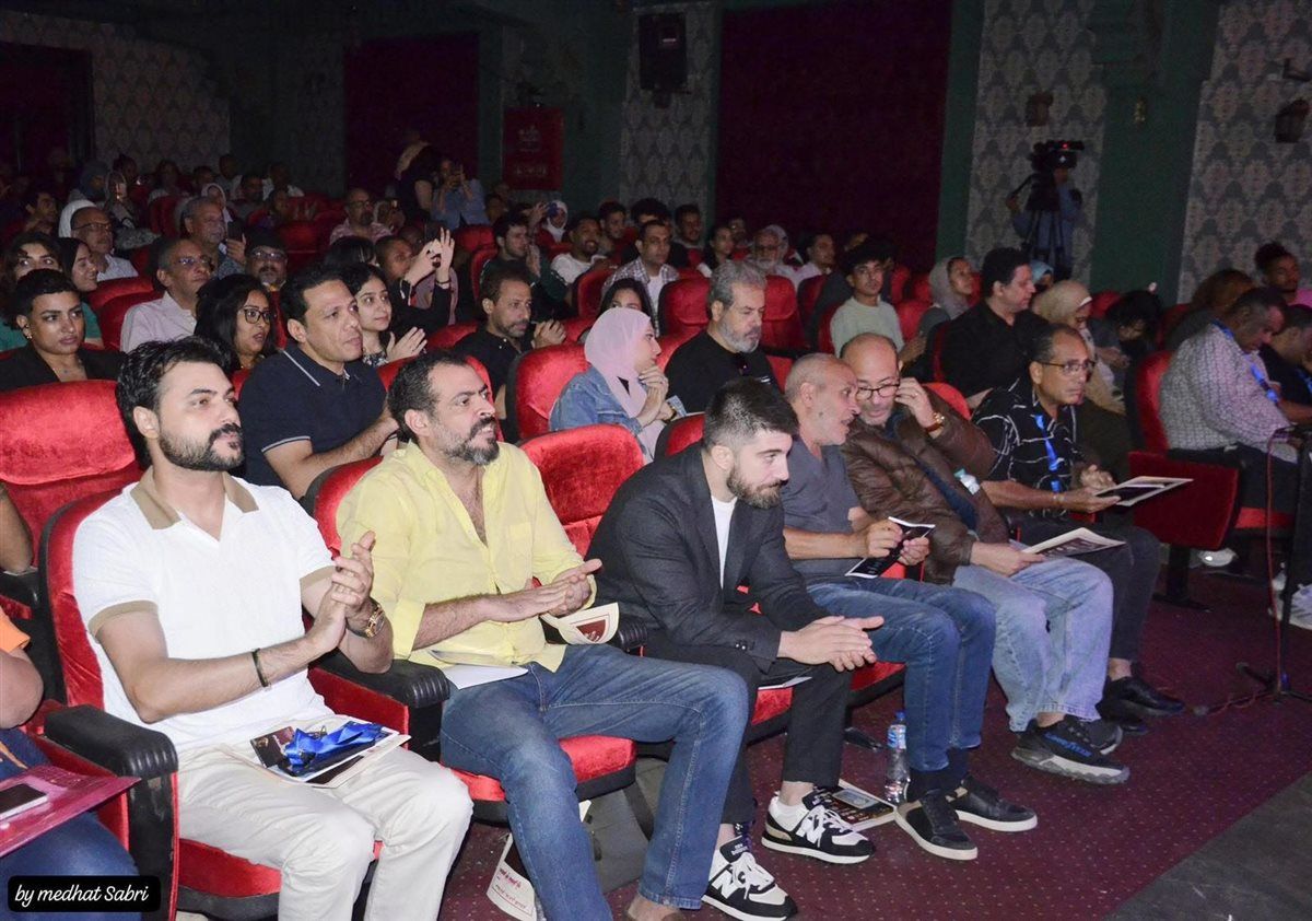 الكاتب محمود حمدان: فخور بعضويتي في لجنة تحكيم مهرجان نقابة المهن التمثيلية