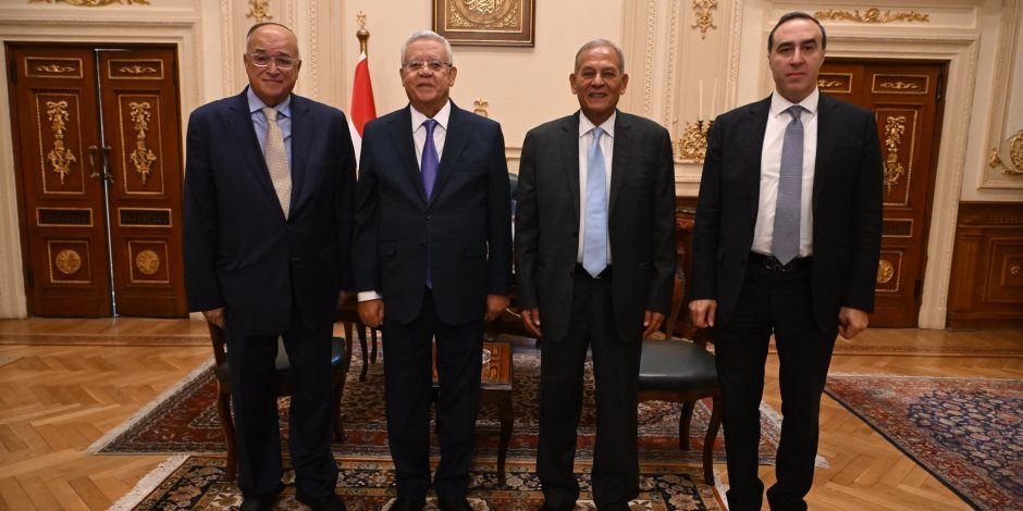 رئيس مجلس النواب يستقبل السفير محمود كارم رئيس المجلس القومي لحقوق الإنسان