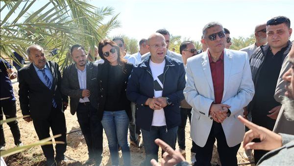 محافظ الجيزة يتفقد الأعمال الإنشائية بمدرسة الواحات الزراعية