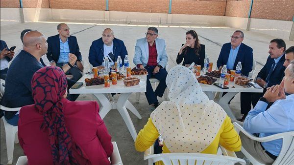 محافظ الجيزة يتابع الاستعدادات لانطلاق المهرجان الدولي الثامن للتمور المصرية بالواحات البحرية