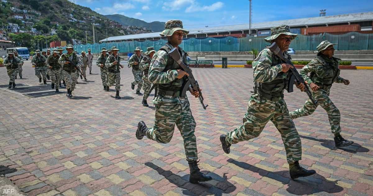 العالم اليوم - فنزويلا تحشد قواتها وميليشياتها مع اقتراب الجيش الأميركي