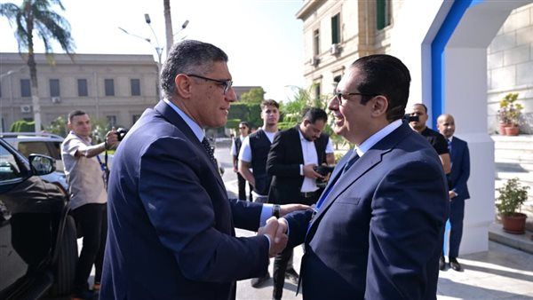 محافظ الجيزة يشارك في افتتاح المؤتمر الدولي الأول للذكاء الاصطناعي بجامعة القاهرة