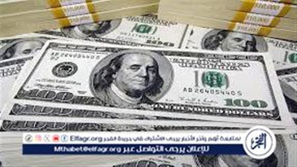 السوق المصري يترقب تعاملات الأحد.. استقرار سعر الدولار في البنوك اليوم