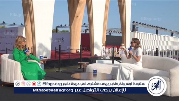 منة شلبي للميس الحديدي:"الساحر" و"بحب السيما" نقلتان نوعيتان في مسيرتي