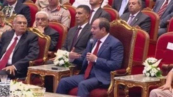 السيسي: نأخذ الرأي العام بعين الاعتبار لكن التحدي كبير والجهد مضاعف لتحسين الاقتصاد