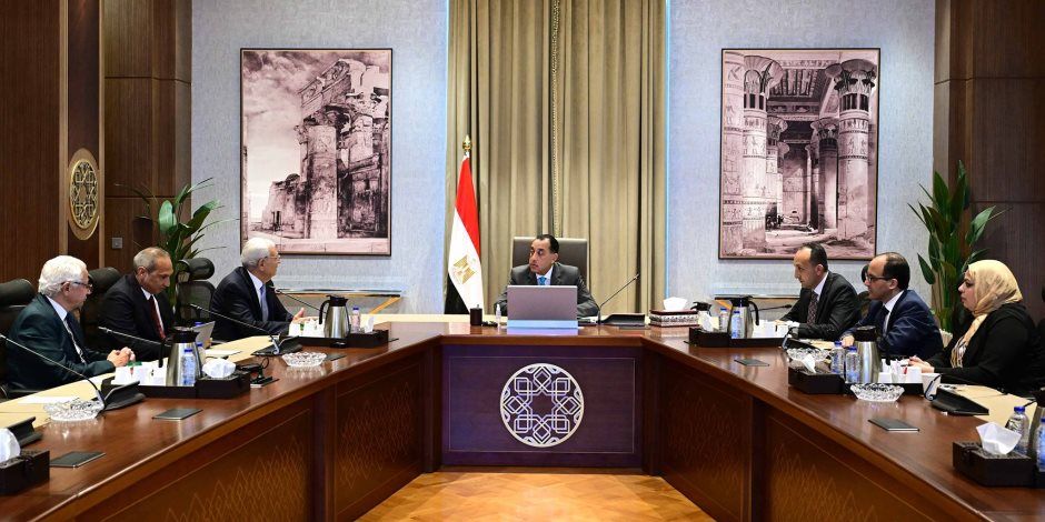 مدبولي: أولوية متقدمة لملف التحول الرقمي على أجندة عمل الحكومة