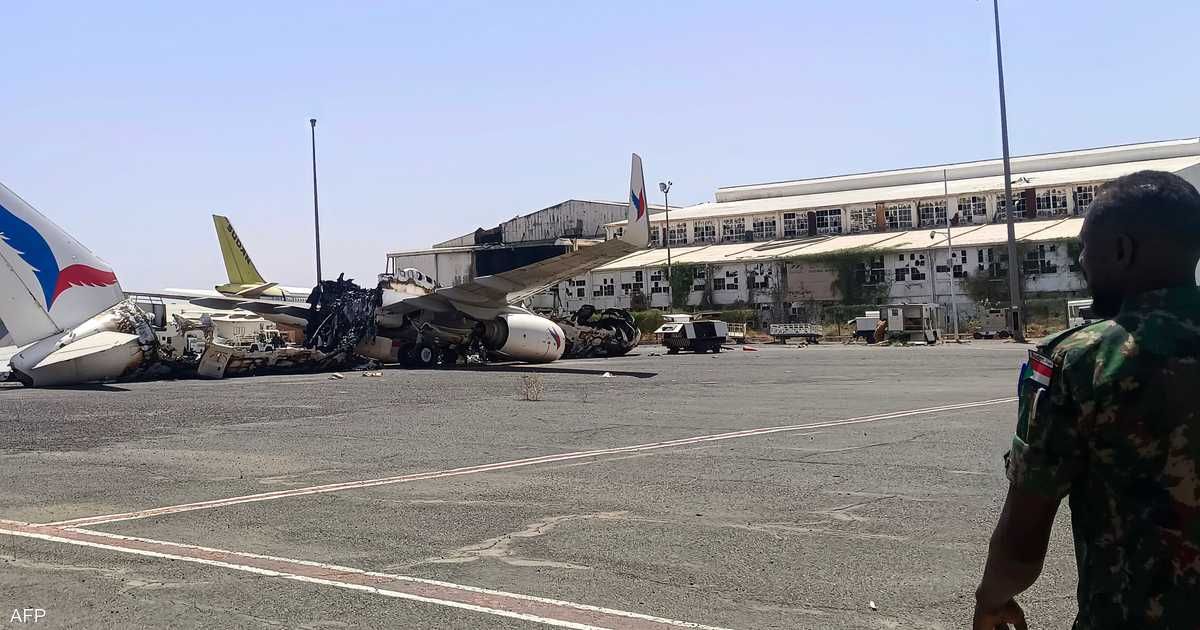 العالم اليوم - مسيّرات تضرب منطقة مطار الخرطوم قبيل إعادة افتتاحه