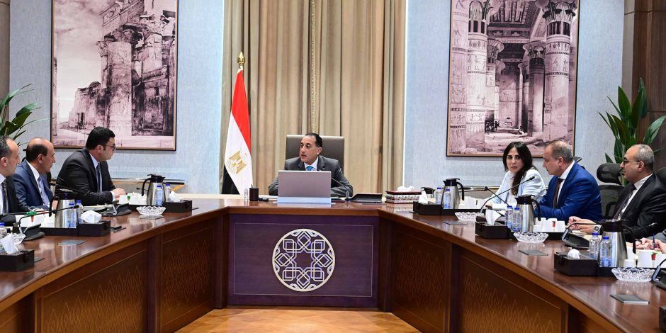 مدبولي يتابع إجراءات طرح مشروع حدائق تلال الفسطاط للإدارة والتشغيل