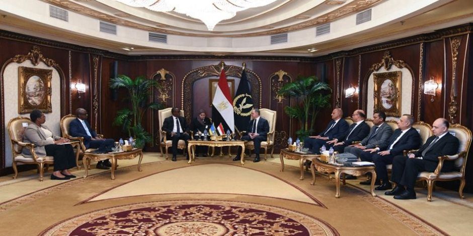 وزير الداخلية يبحث مع نظيره الرواندى تعزيز التعاون الأمنى المشترك