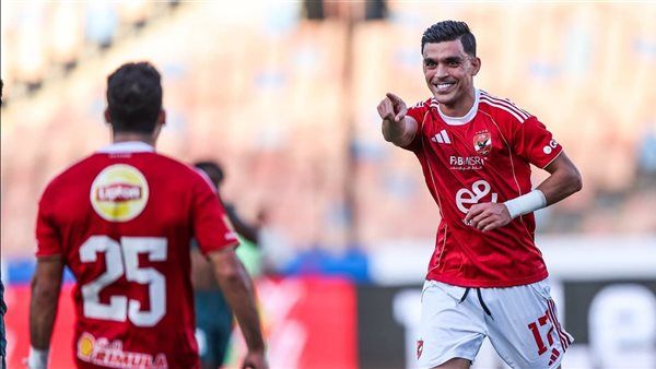 الأهلى يتقدم على الاتحاد السكندرى بهدف عن طريق بن شرقى فى الشوط الأول